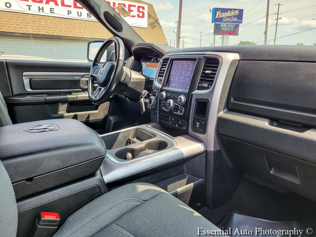 Used 2023 RAM 1500 Warlock AWD/4WD image 30