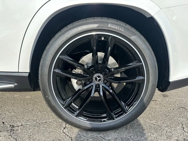 New 2026 Mercedes-Benz GLS 580 4MATIC image 10