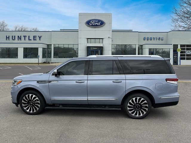 Used 2023 Lincoln Navigator L Black Label AWD/4WD image 6