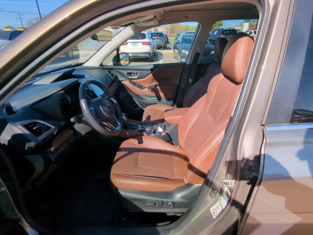 Used 2019 Subaru Forester Touring image 9