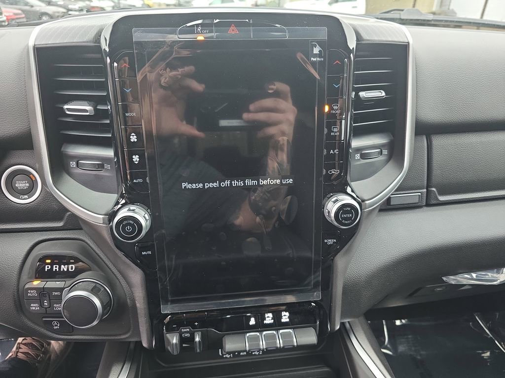 New 2026 RAM 1500 4x4 Crew Cab image 20