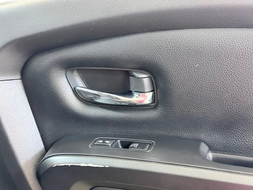 Used 2021 Nissan Titan PRO-4X AWD/4WD image 34