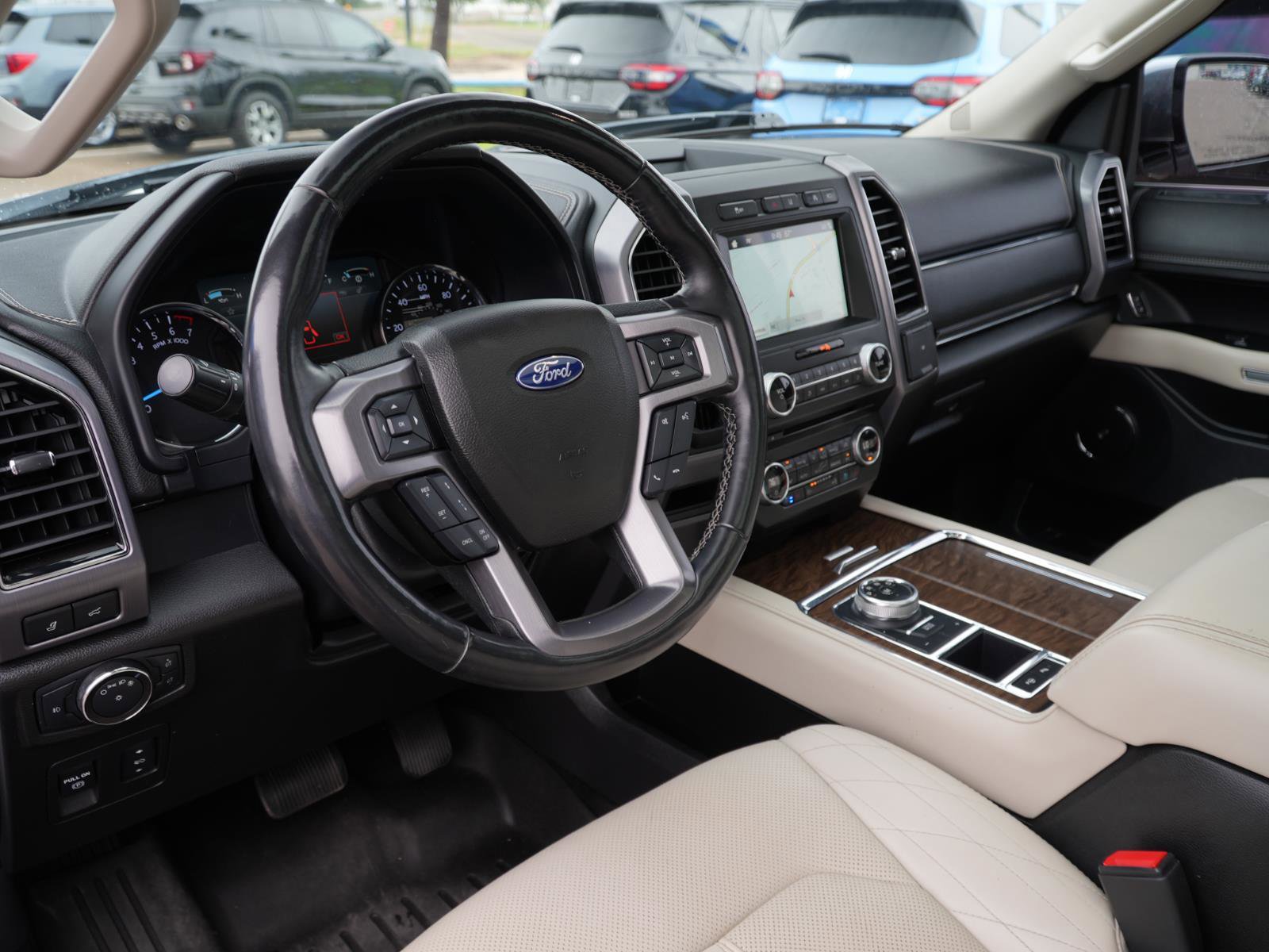 Used 2018 Ford Expedition Platinum image 15