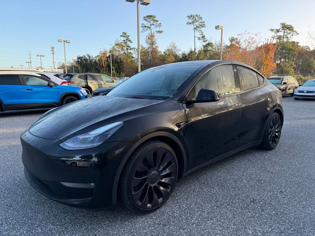 Used 2023 Tesla Model Y Performance image 1
