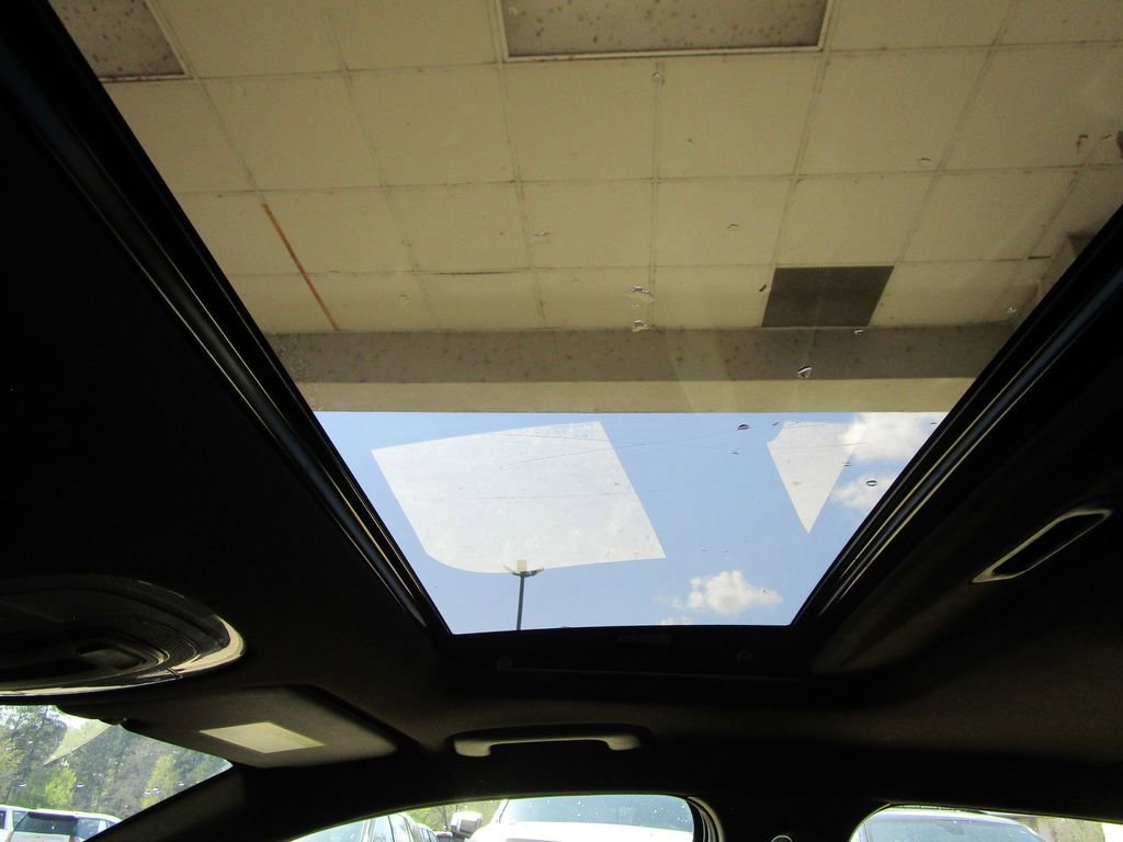 Used 2025 Hyundai Elantra Limited image 45