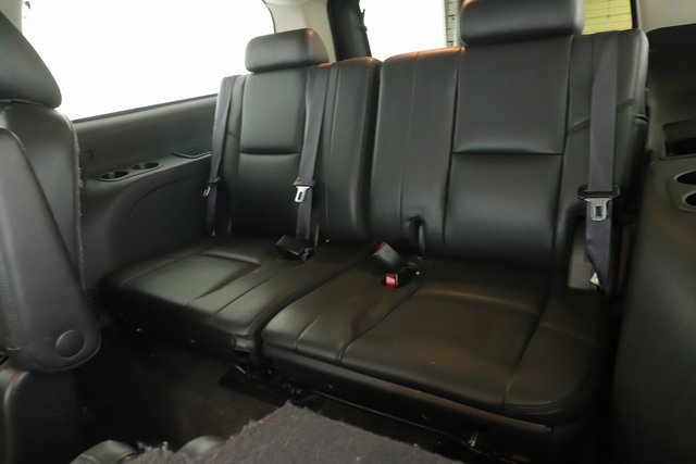 Used 2013 GMC Yukon XL Denali image 30