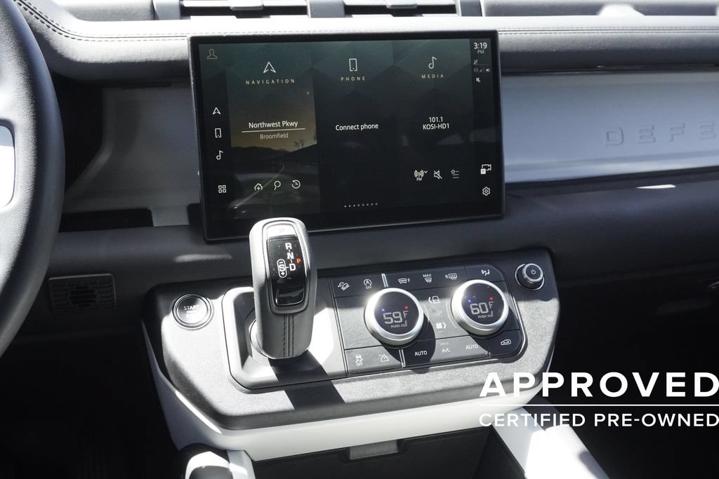 Used 2025 Land Rover Defender 110 S AWD/4WD image 15