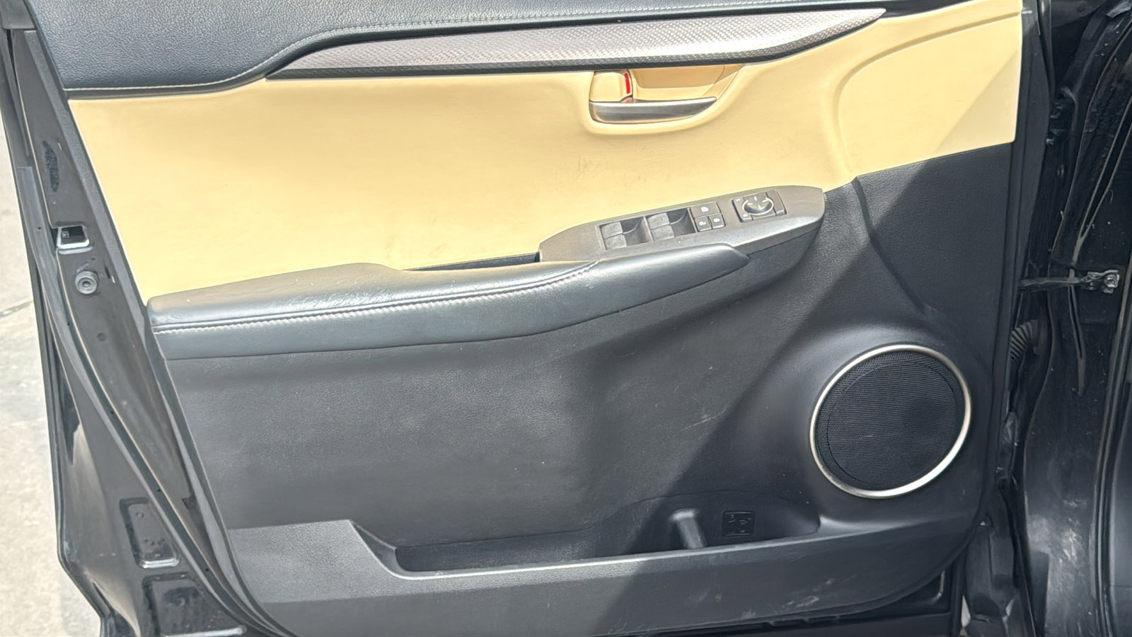 Used 2015 Lexus NX 200t FWD image 11