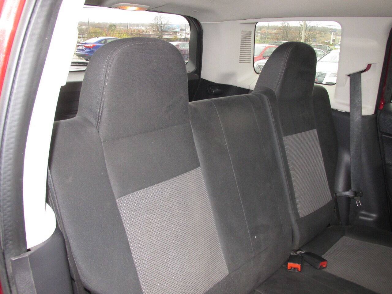 Used 2014 Jeep Patriot Latitude FWD image 25