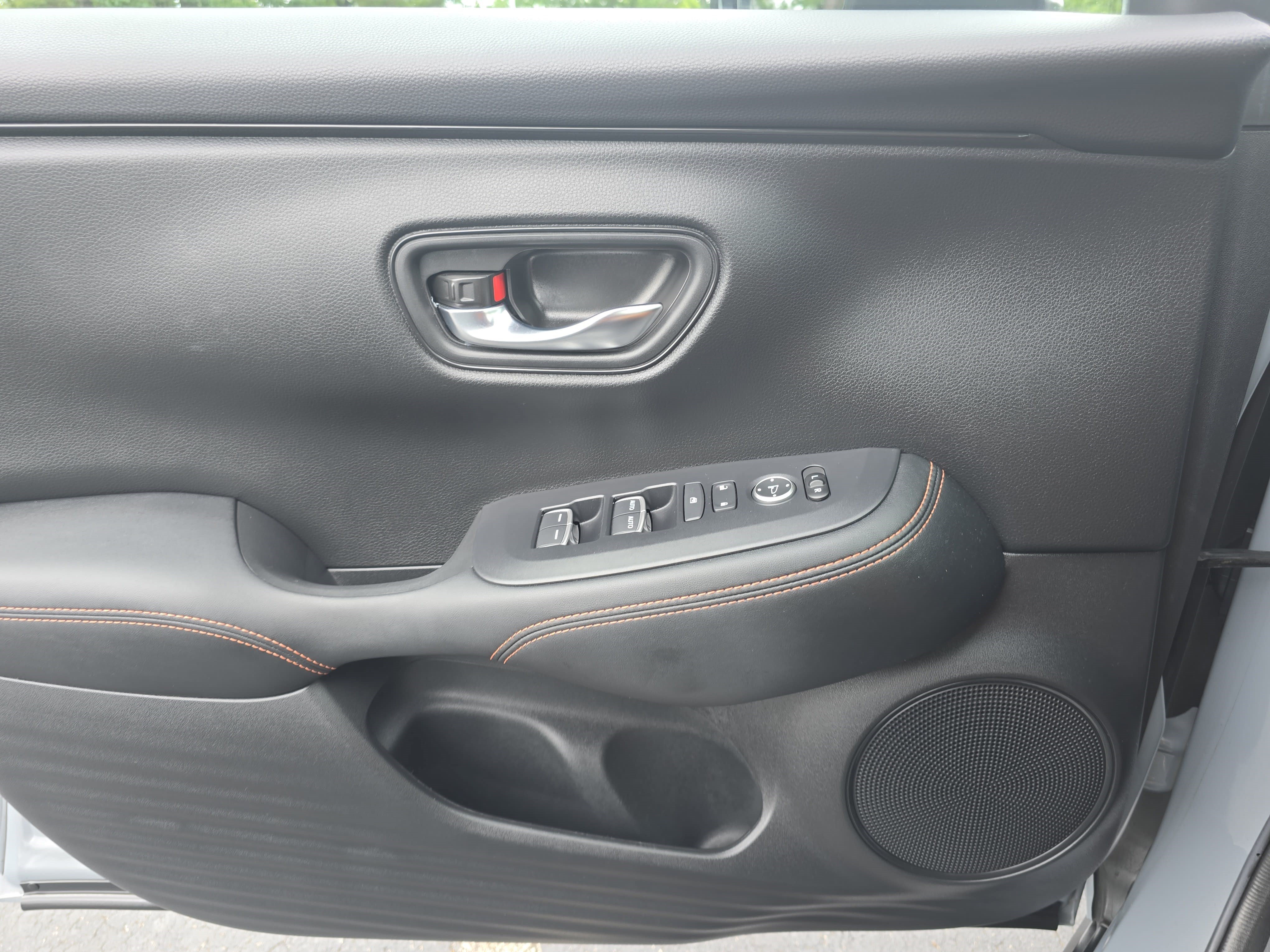 Used 2024 Honda HR-V Sport image 24