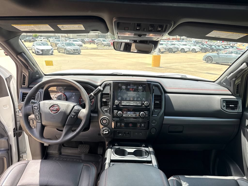 Used 2023 Nissan Titan PRO-4X w/ Pro-4x Convenience Package AWD/4WD image 27