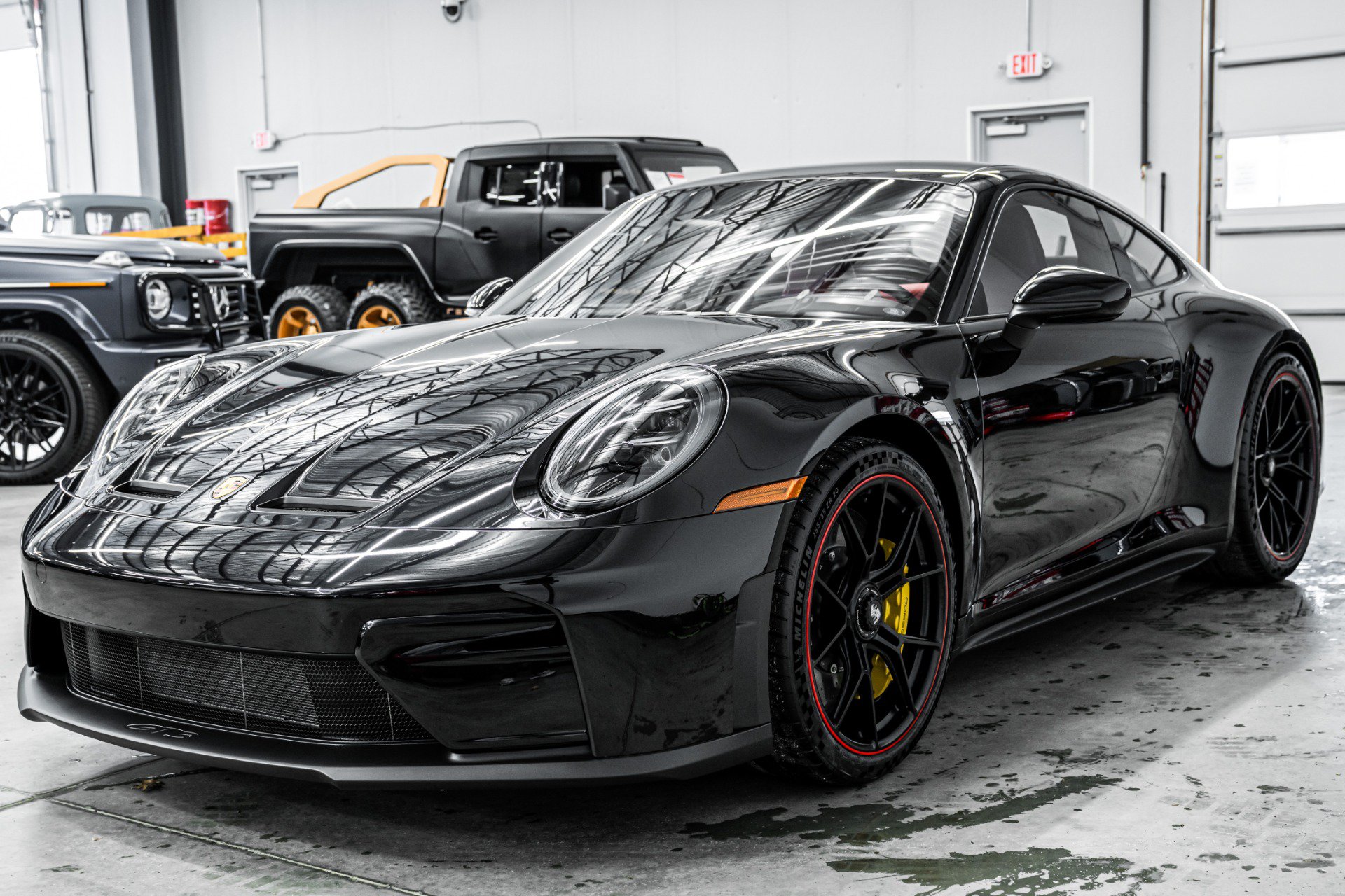 Used 2026 Porsche 911 GT3 RWD image 5