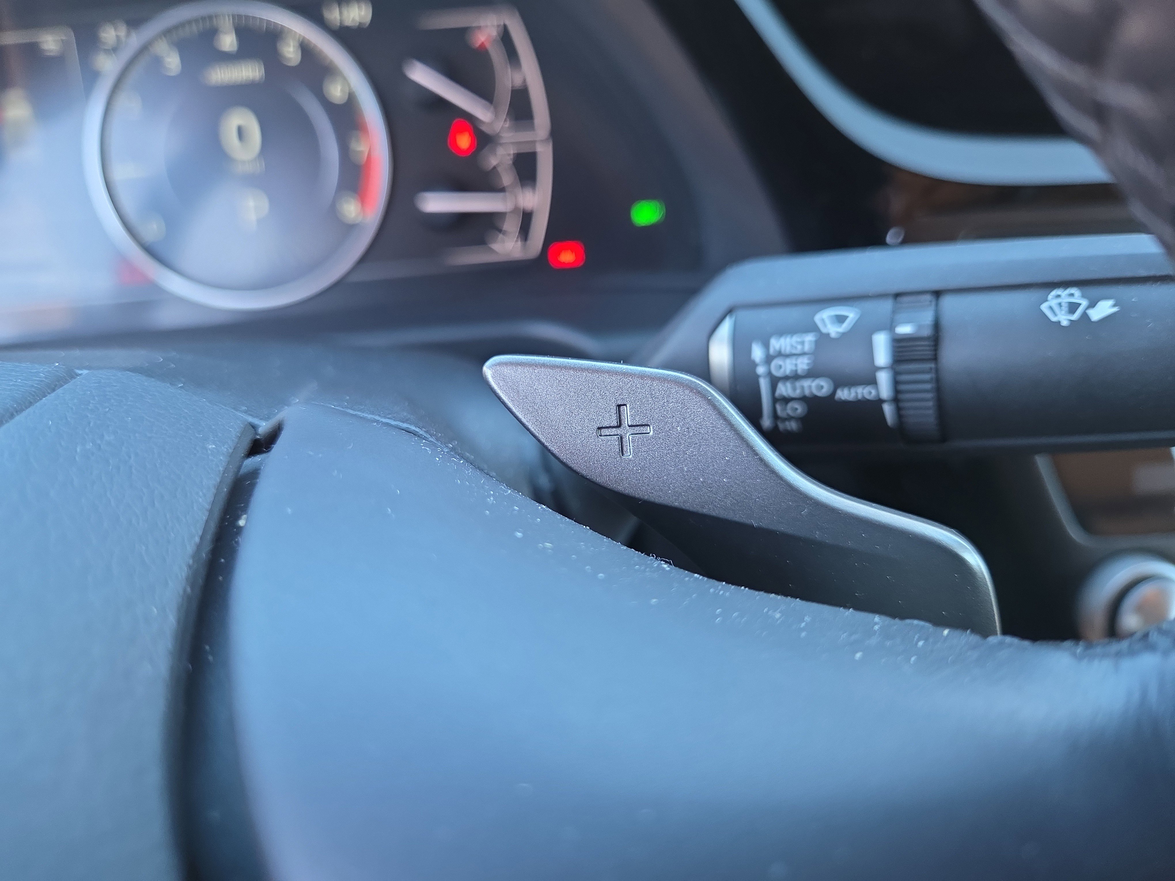 Used 2024 Lexus ES 350 w/ Premium Package image 34