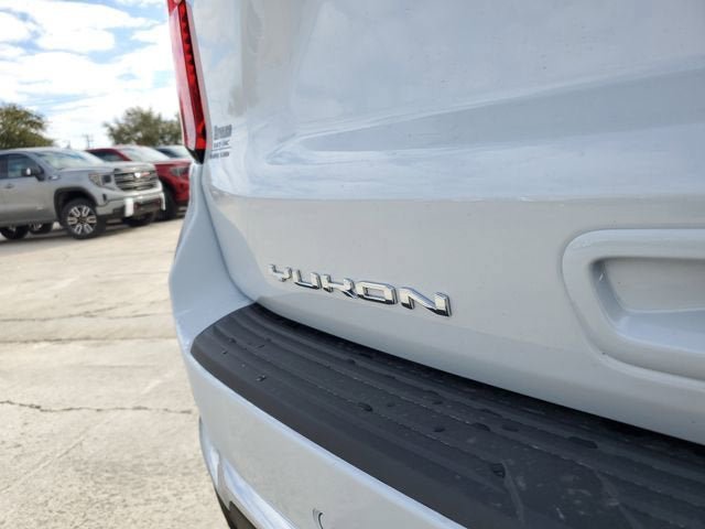 New 2026 GMC Yukon XL Denali w/ Sun & Power Step Package AWD/4WD image 8