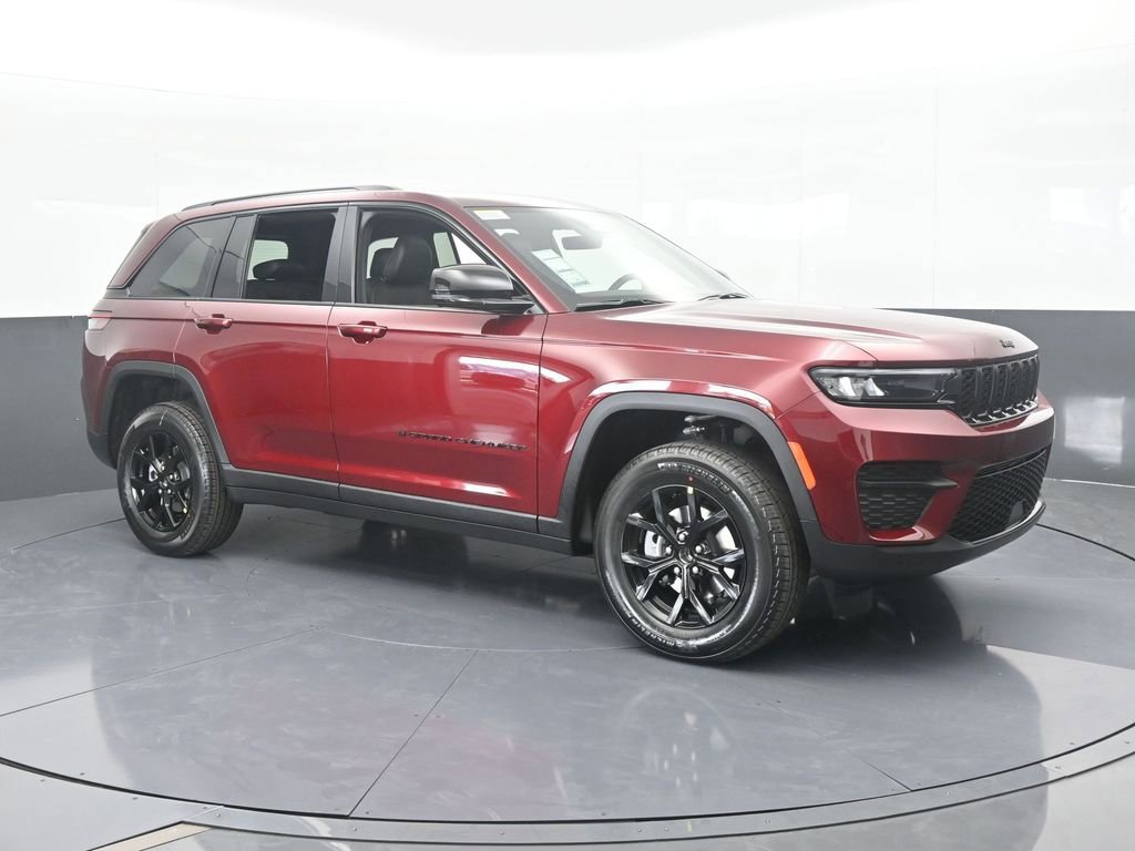 New 2025 Jeep Grand Cherokee Altitude image 8