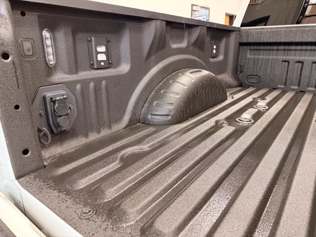 Used 2026 Ford F350 Lariat AWD/4WD image 9