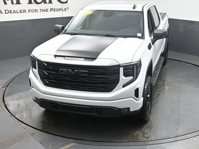 Used 2023 GMC Sierra 1500 Elevation image 44