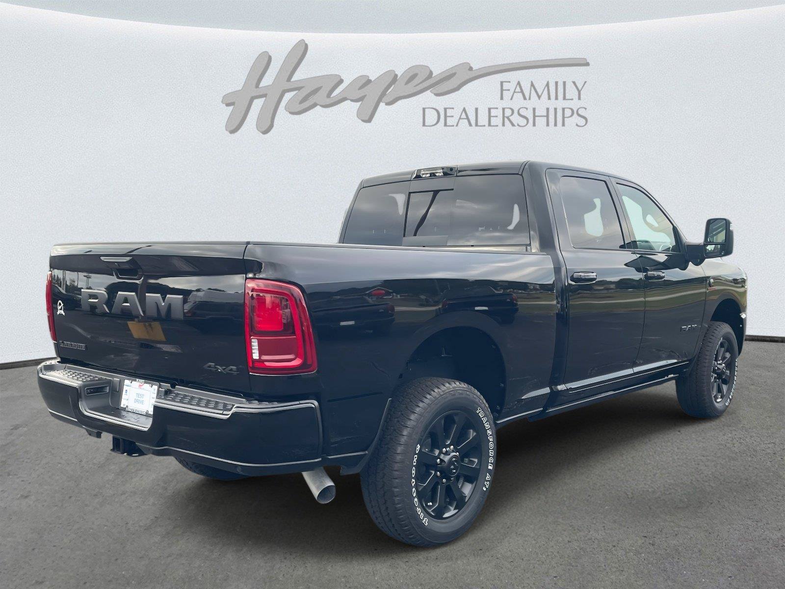 New 2026 RAM 2500 Laramie AWD/4WD image 25