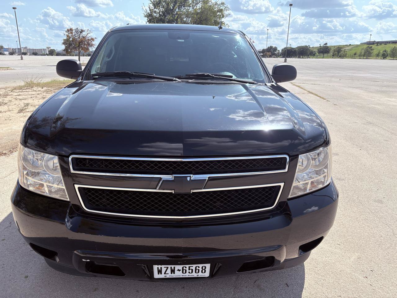 Used 2011 Chevrolet Suburban LS RWD image 74