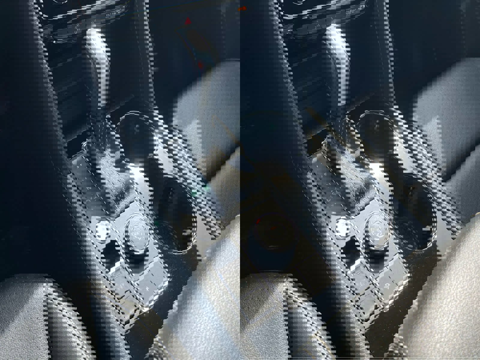 Used 2023 Volkswagen Atlas SE image 39