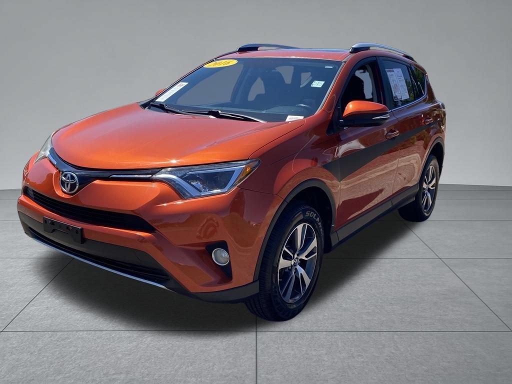 Used 2016 Toyota RAV4 XLE AWD/4WD image 2