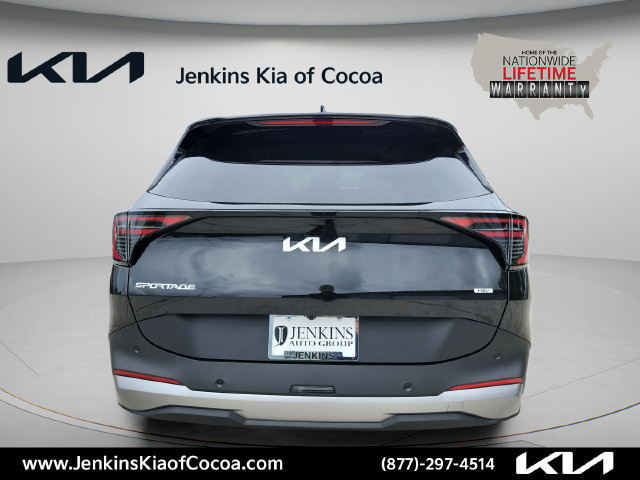 New 2027 Kia Sportage S FWD image 6
