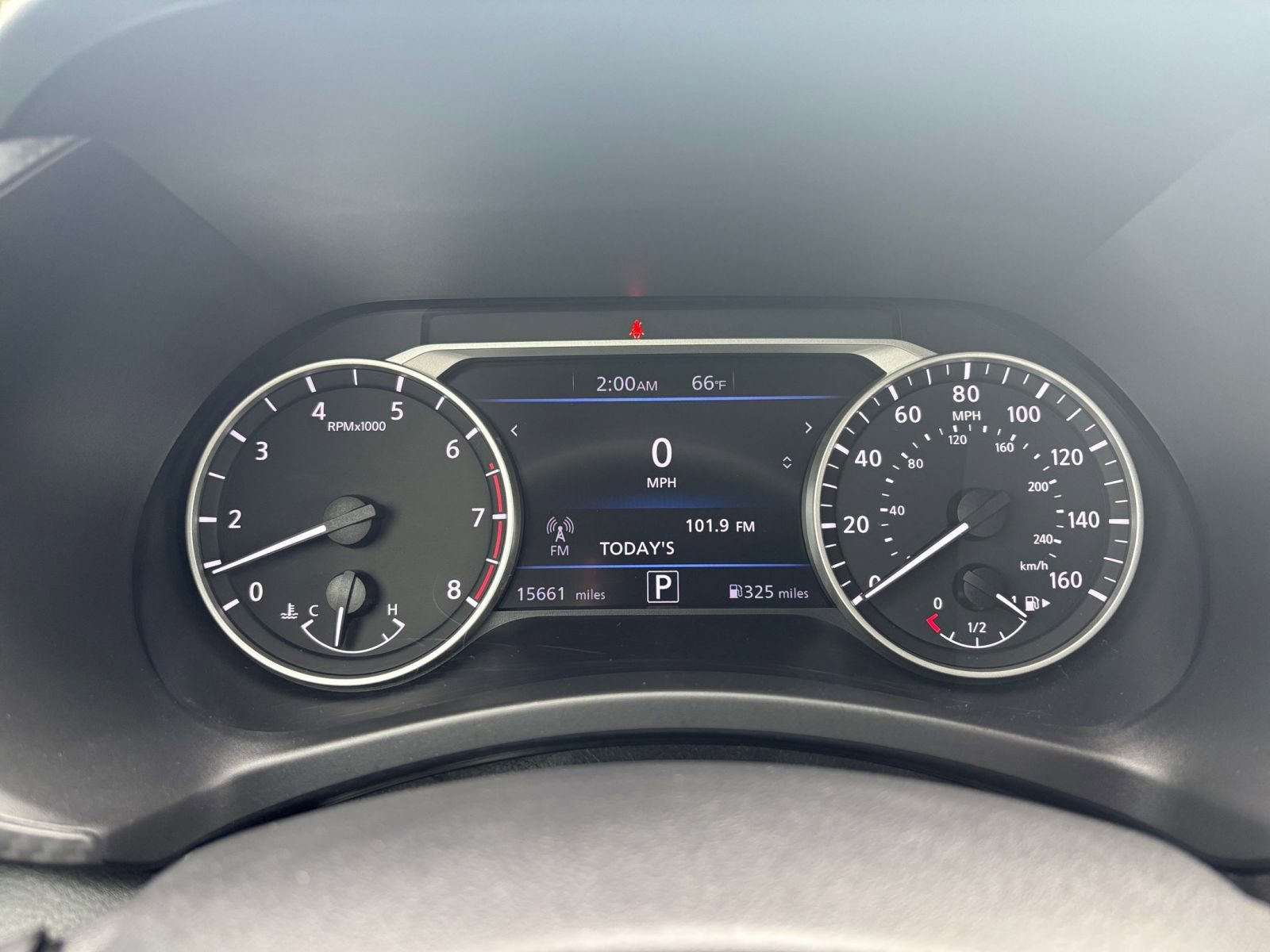 Used 2025 Nissan Sentra SV FWD image 38