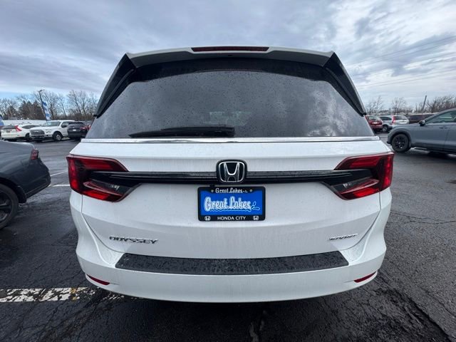 Used 2024 Honda Odyssey Sport image 3