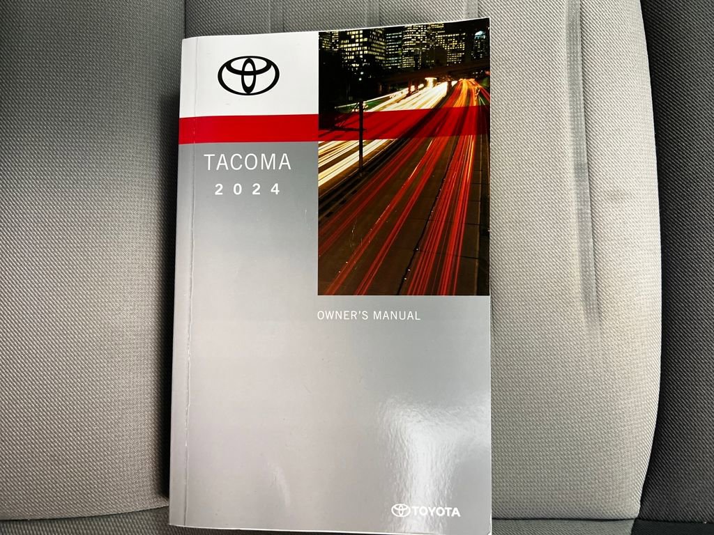 Used 2024 Toyota Tacoma TRD Sport image 36