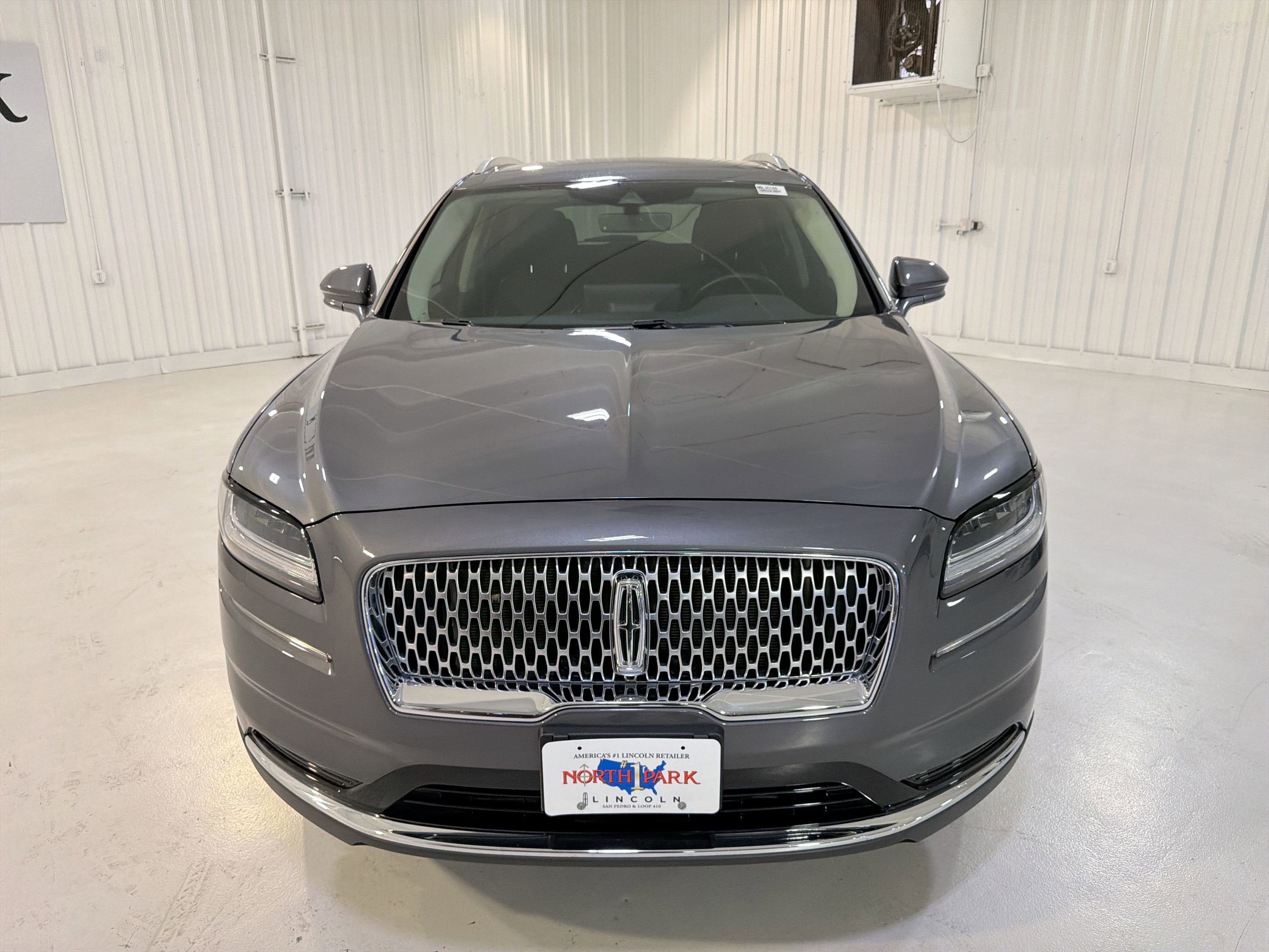 Used 2023 Lincoln Nautilus AWD w/ Premium Package image 31