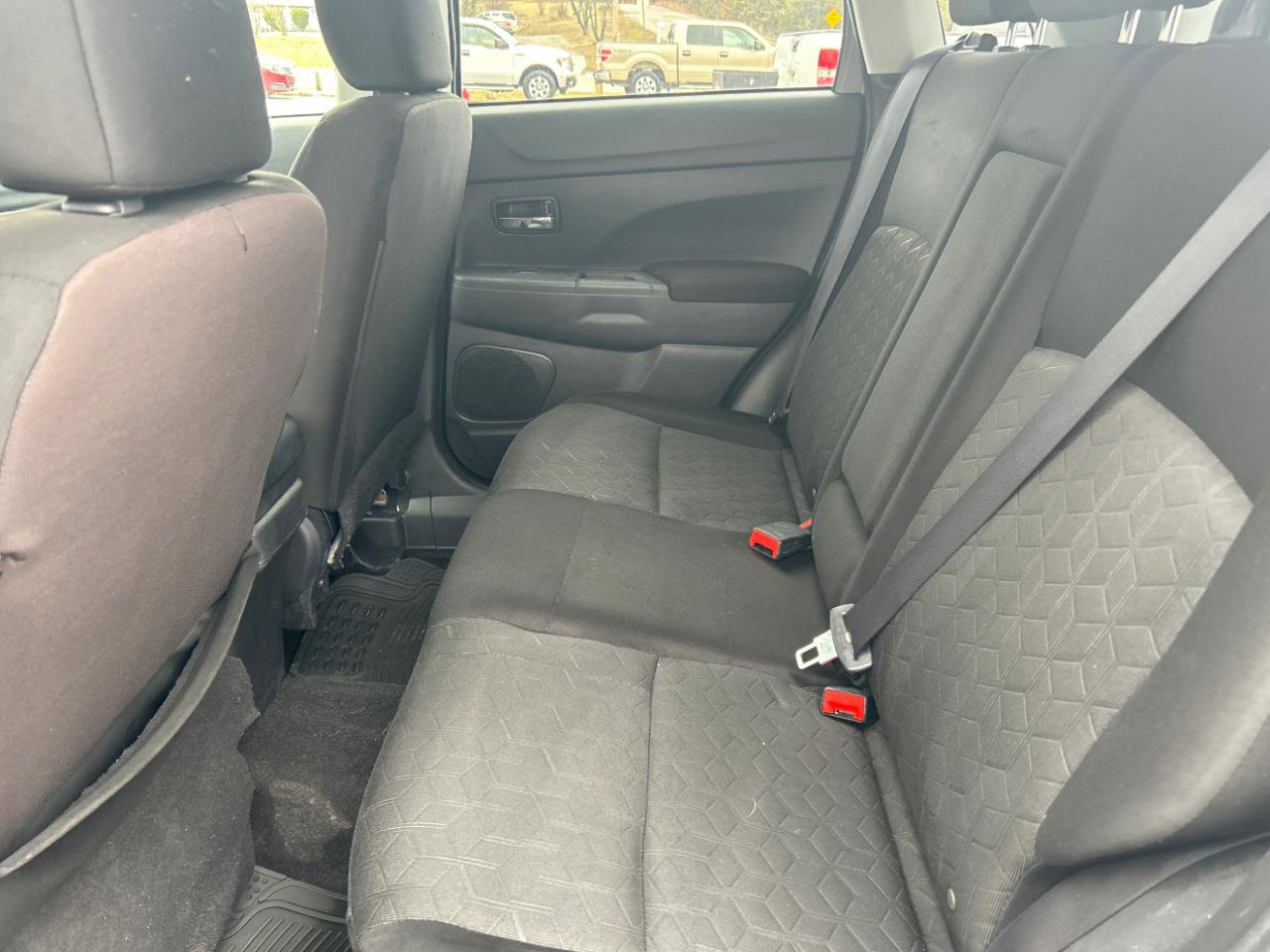 Used 2020 Mitsubishi Outlander Sport ES image 18