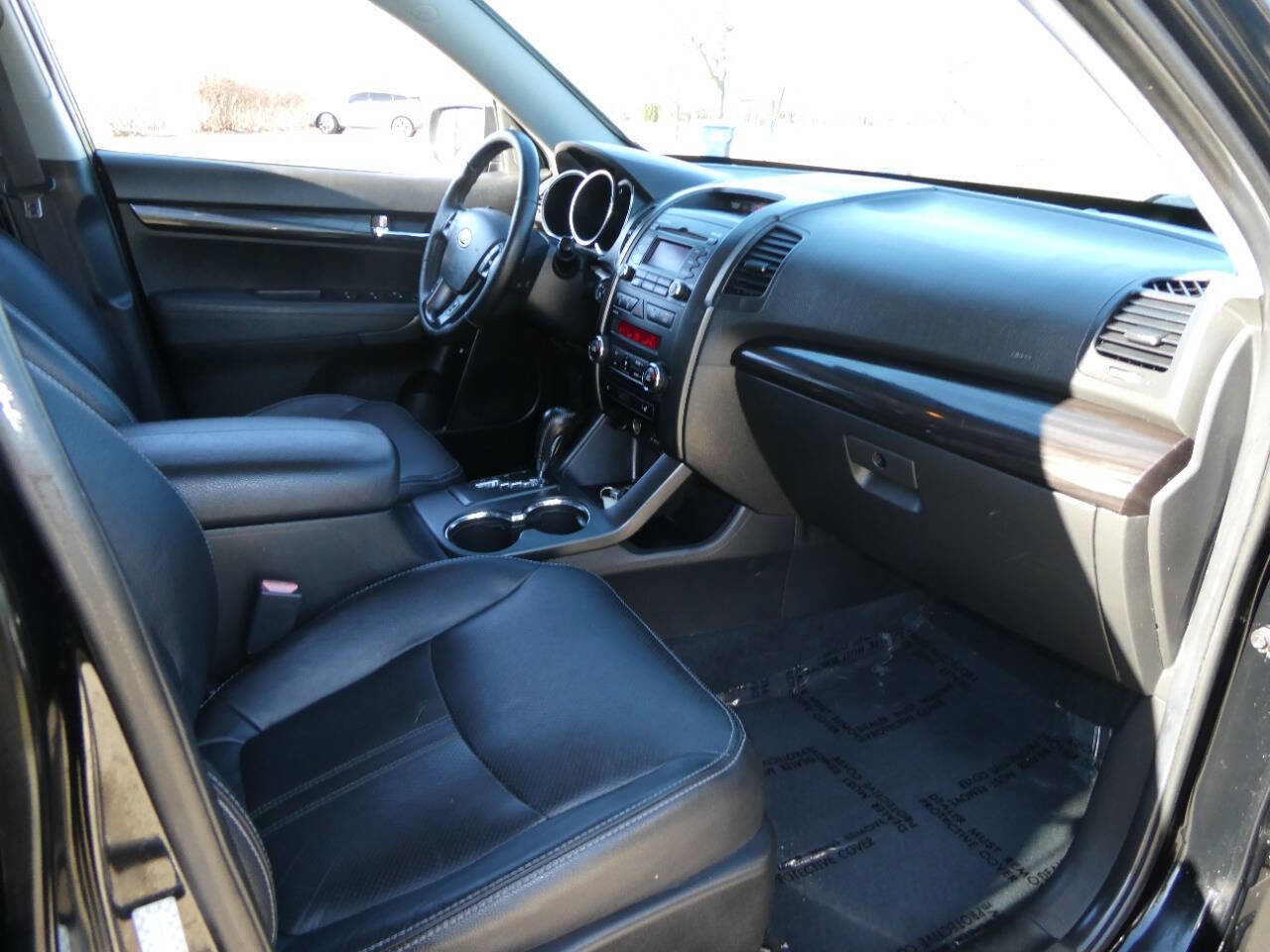 Used 2011 Kia Sorento EX w/ Premium Pkg image 20