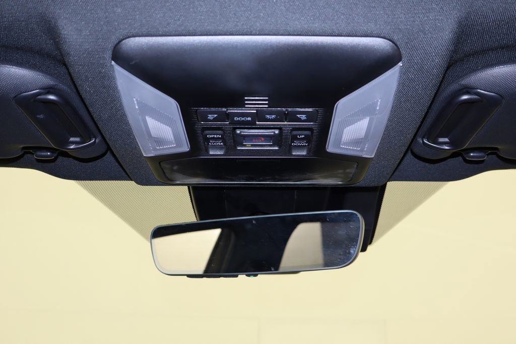 Used 2025 Toyota RAV4 XSE w/ Weather Package AWD/4WD image 28