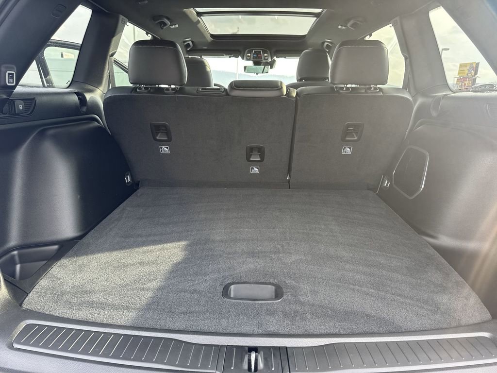 New 2025 Jeep Grand Cherokee Limited w/ Luxury Tech Group II image 24