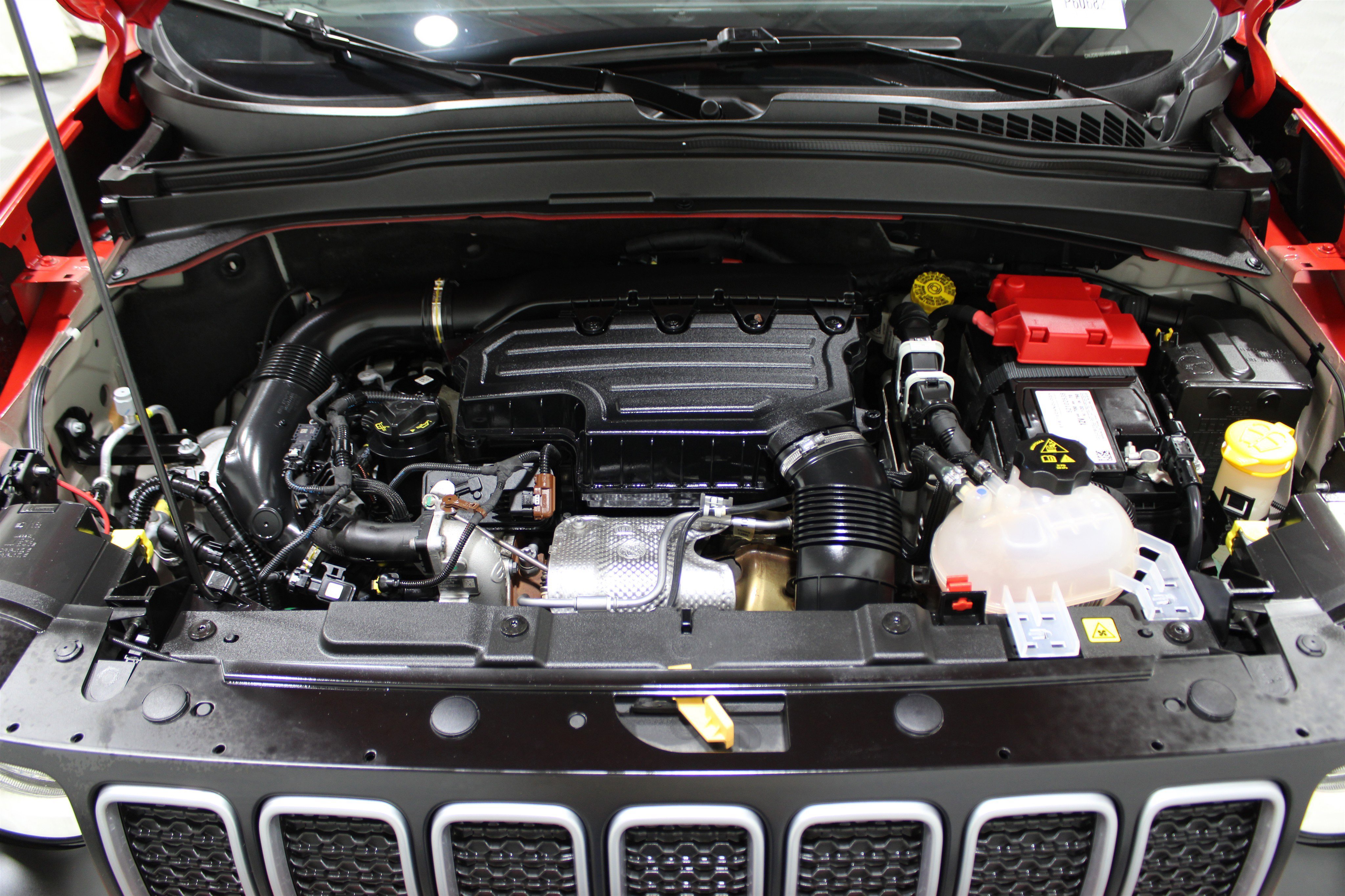 Used 2023 Jeep Renegade Latitude w/ Premium Group image 44