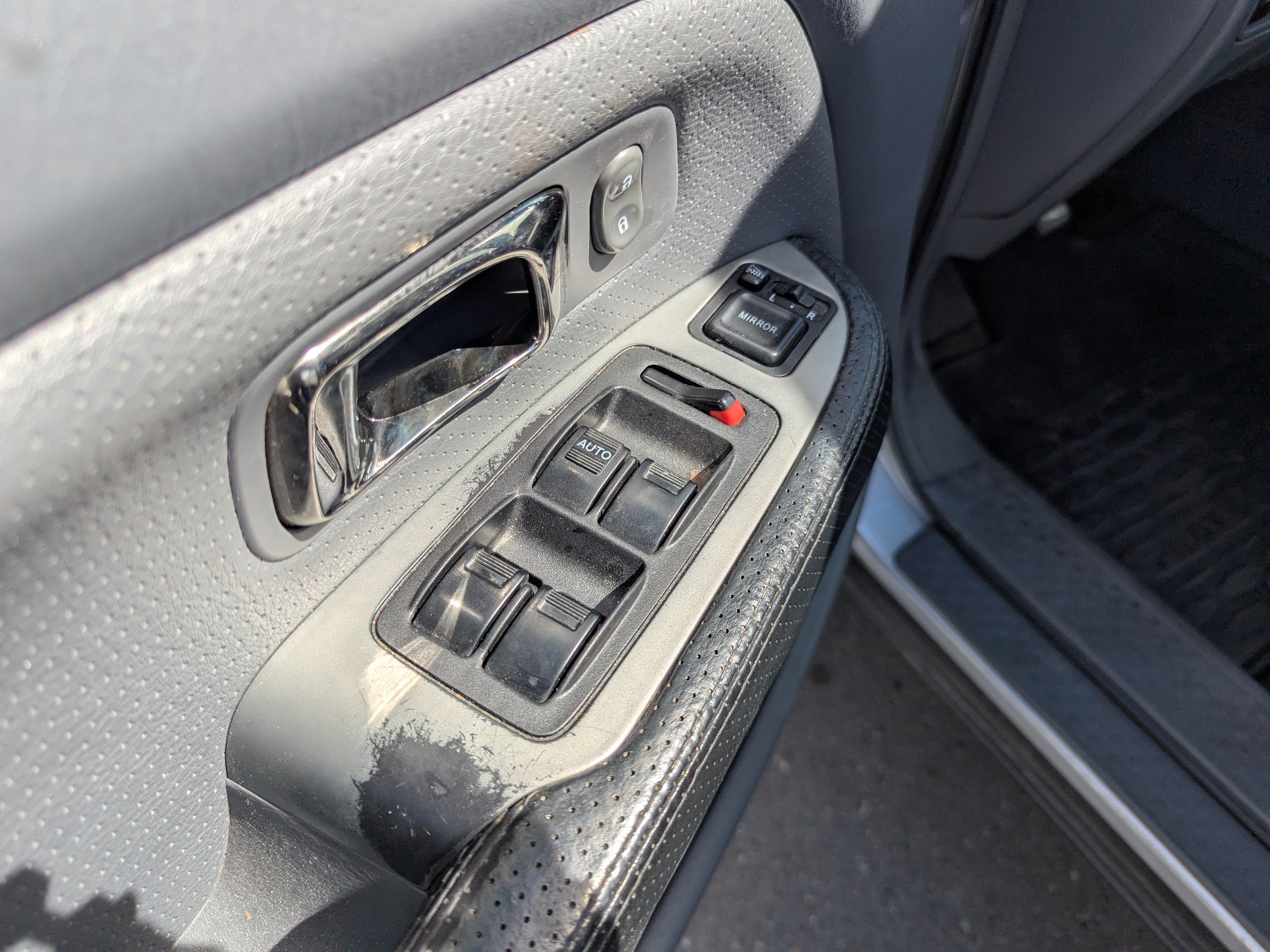 Used 2005 Honda Pilot EX-L image 11