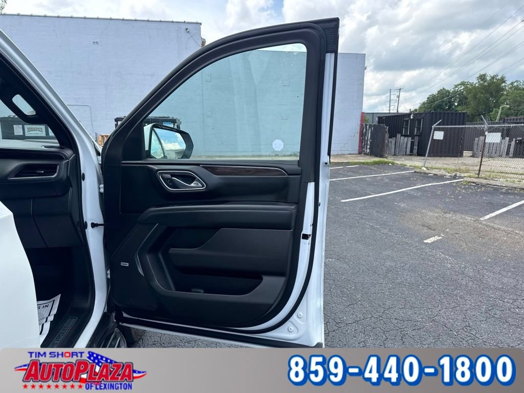 Used 2023 Chevrolet Suburban LT RWD image 54