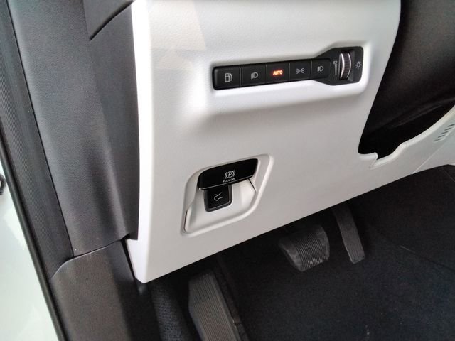 New 2026 Jeep Cherokee Limited image 28