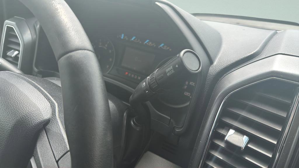 Used 2018 Ford F150 XLT w/ Equipment Group 302A Luxury AWD/4WD image 30