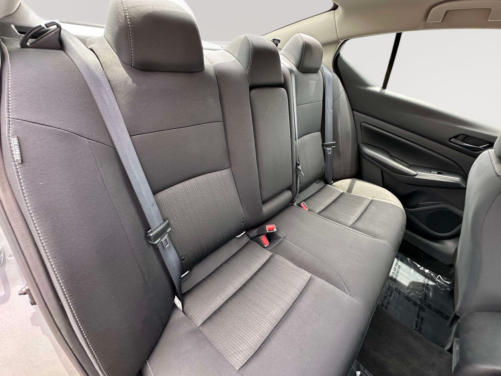 Used 2024 Nissan Altima 2.5 SV FWD image 27