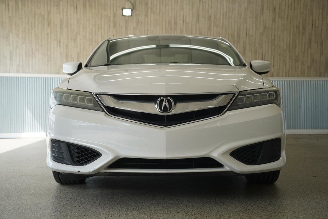 Used 2016 Acura ILX FWD image 3