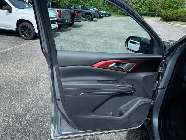 Used 2024 Chevrolet Traverse Z71 w/ LPO, Floor Liner Package AWD/4WD image 22