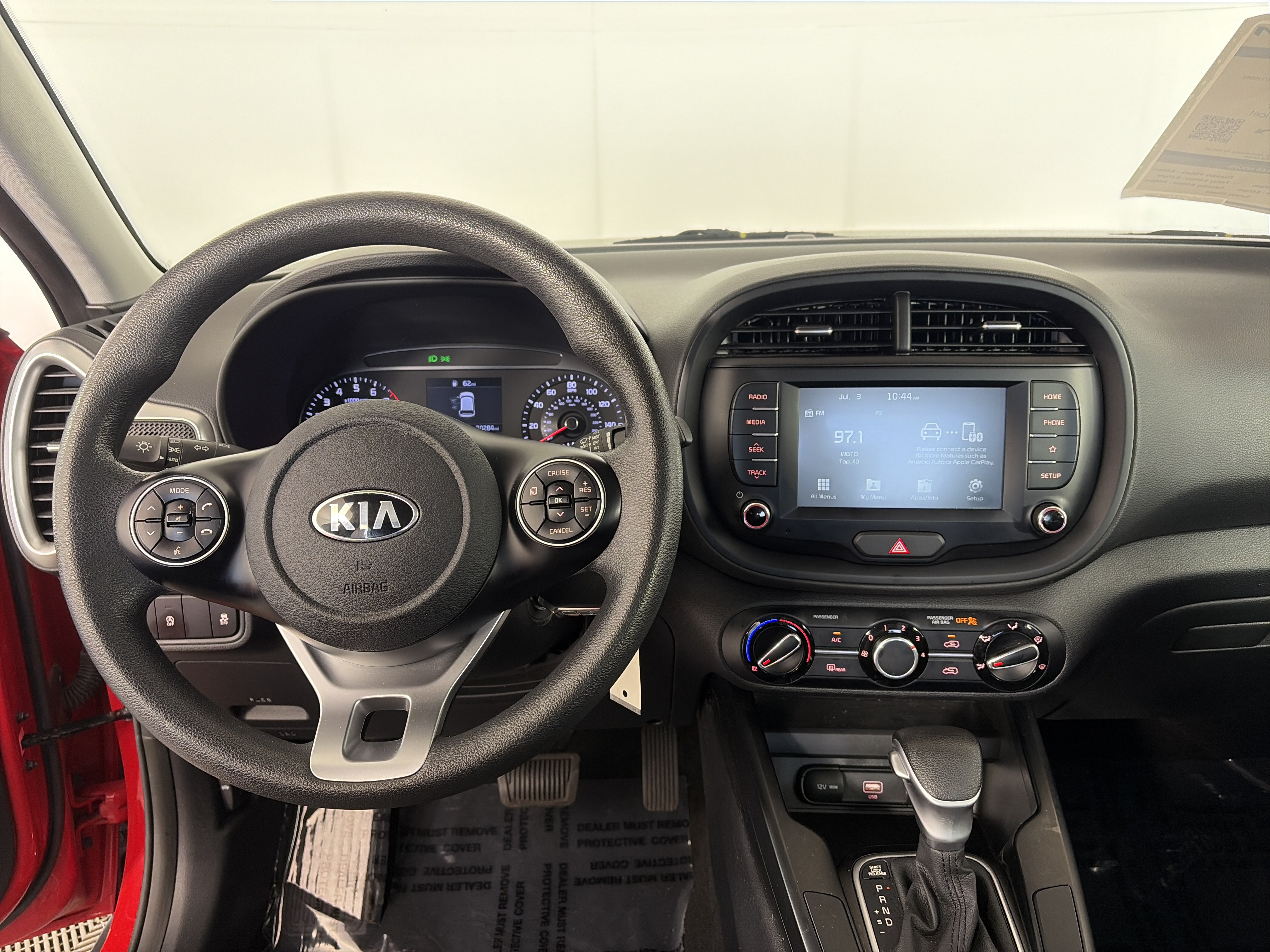 Certified 2021 Kia Soul LX FWD image 3