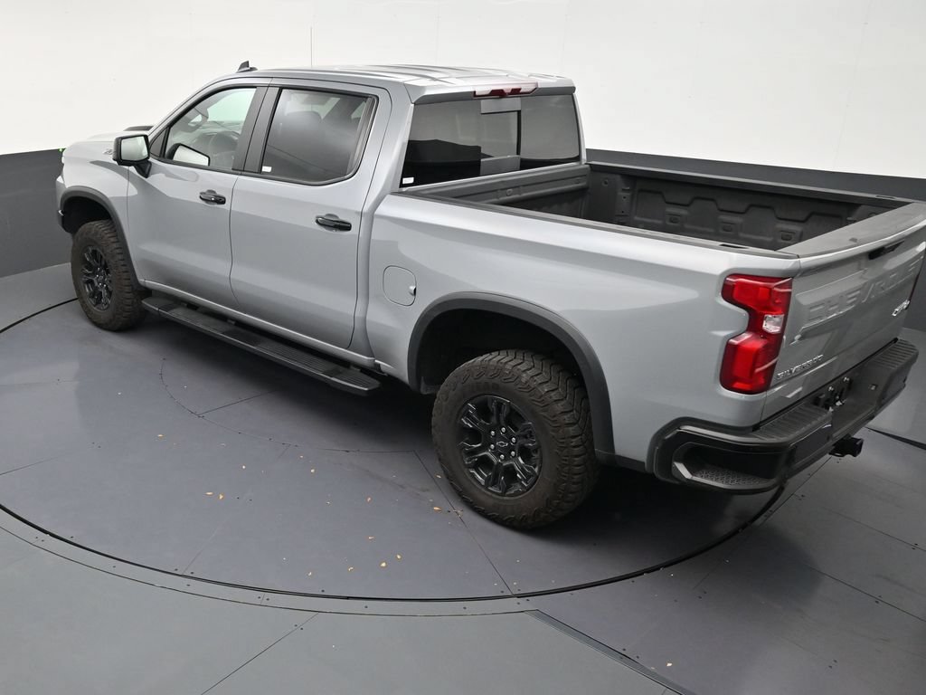 Used 2025 Chevrolet Silverado 1500 ZR2 AWD/4WD image 14
