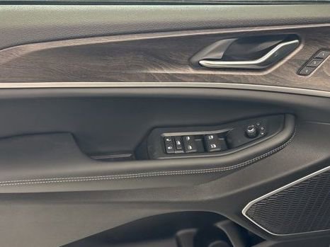 New 2026 Jeep Grand Cherokee Limited AWD/4WD image 16