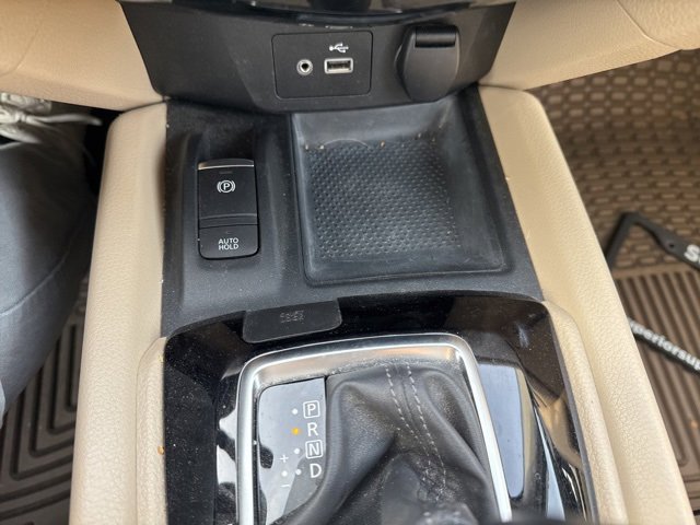 Used 2019 Nissan Rogue SV w/ Premium Package image 21