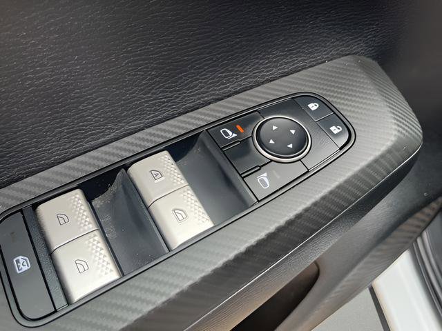 Used 2022 Mitsubishi Outlander SE FWD image 14