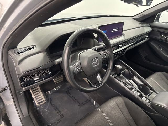 Used 2023 Honda Accord Sport image 15