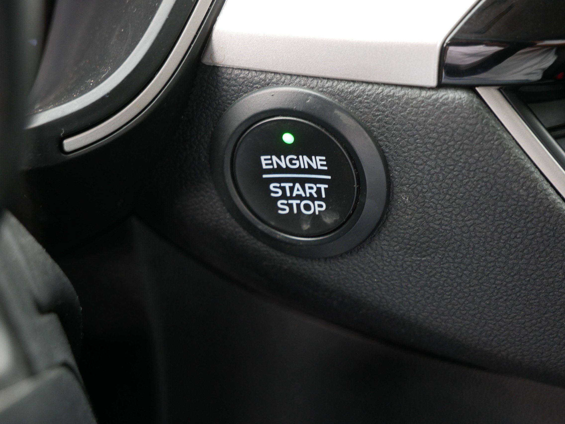 Certified 2020 Ford Escape SE AWD/4WD image 33