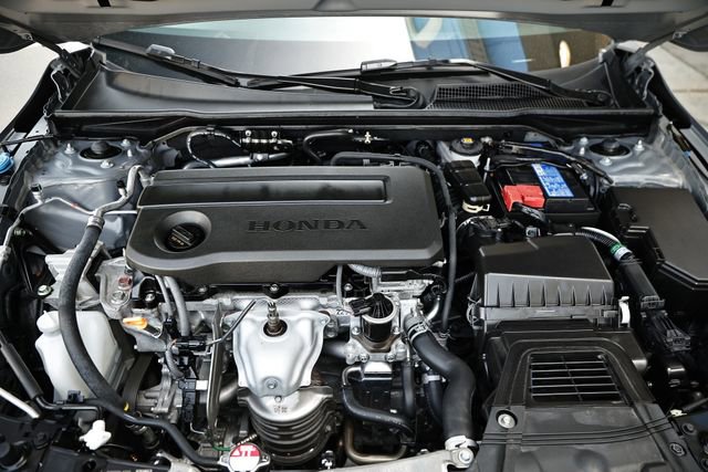 Certified 2025 Honda Civic Sport image 30